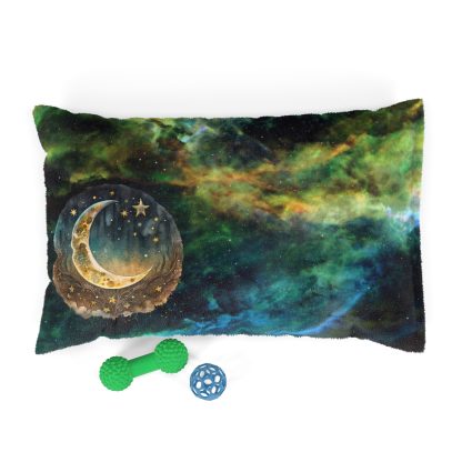 Look Mom, I caught the Moon Pet Bed